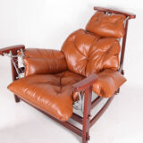Vintage-style leather and rope armchair and its ottoman