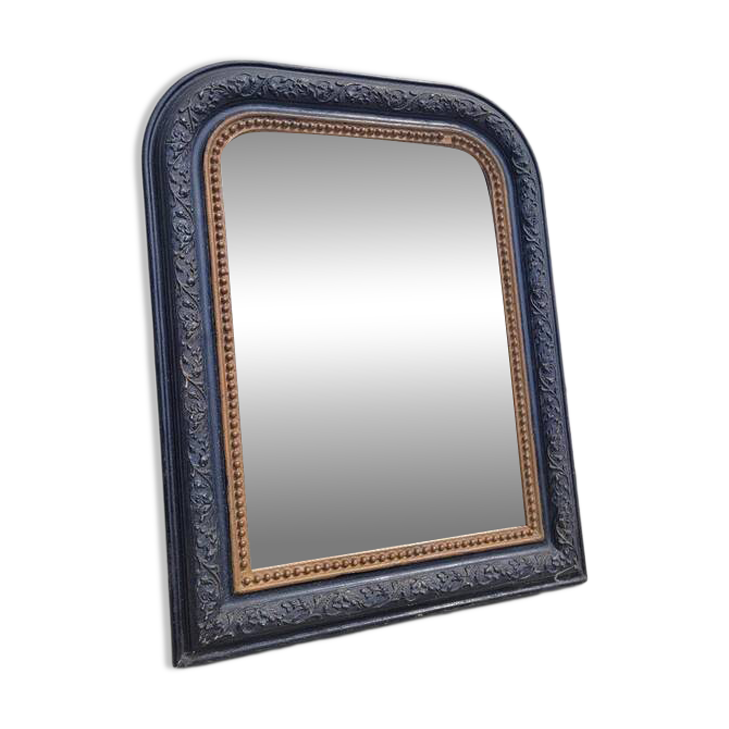 Antique mirror in Napoléon III style, blackened with beaded frieze, 42x55cm.