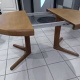Baumann Extendable Round Table 1970s.