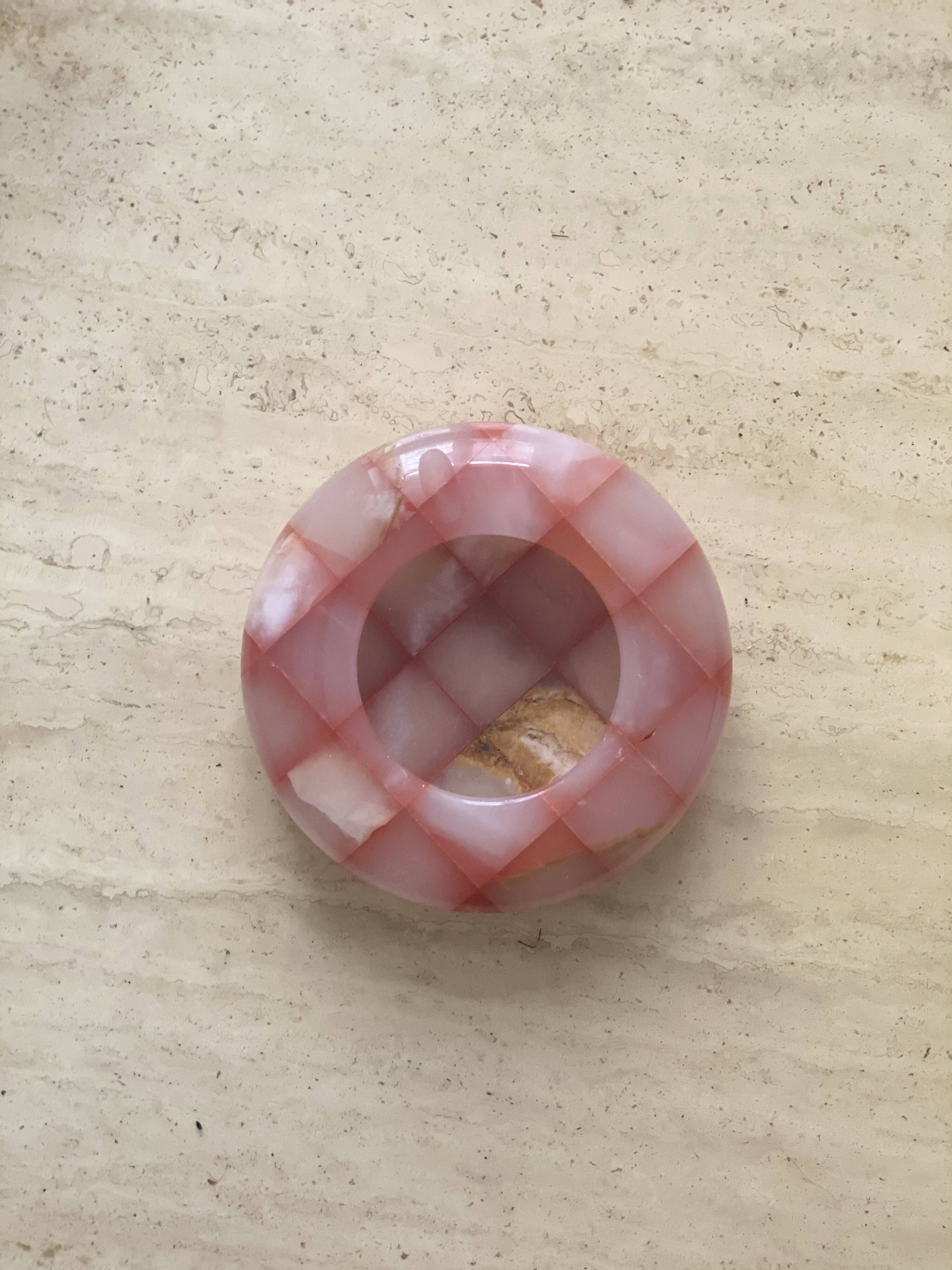 Cendrier vintage damier marbre onyx blanc rose