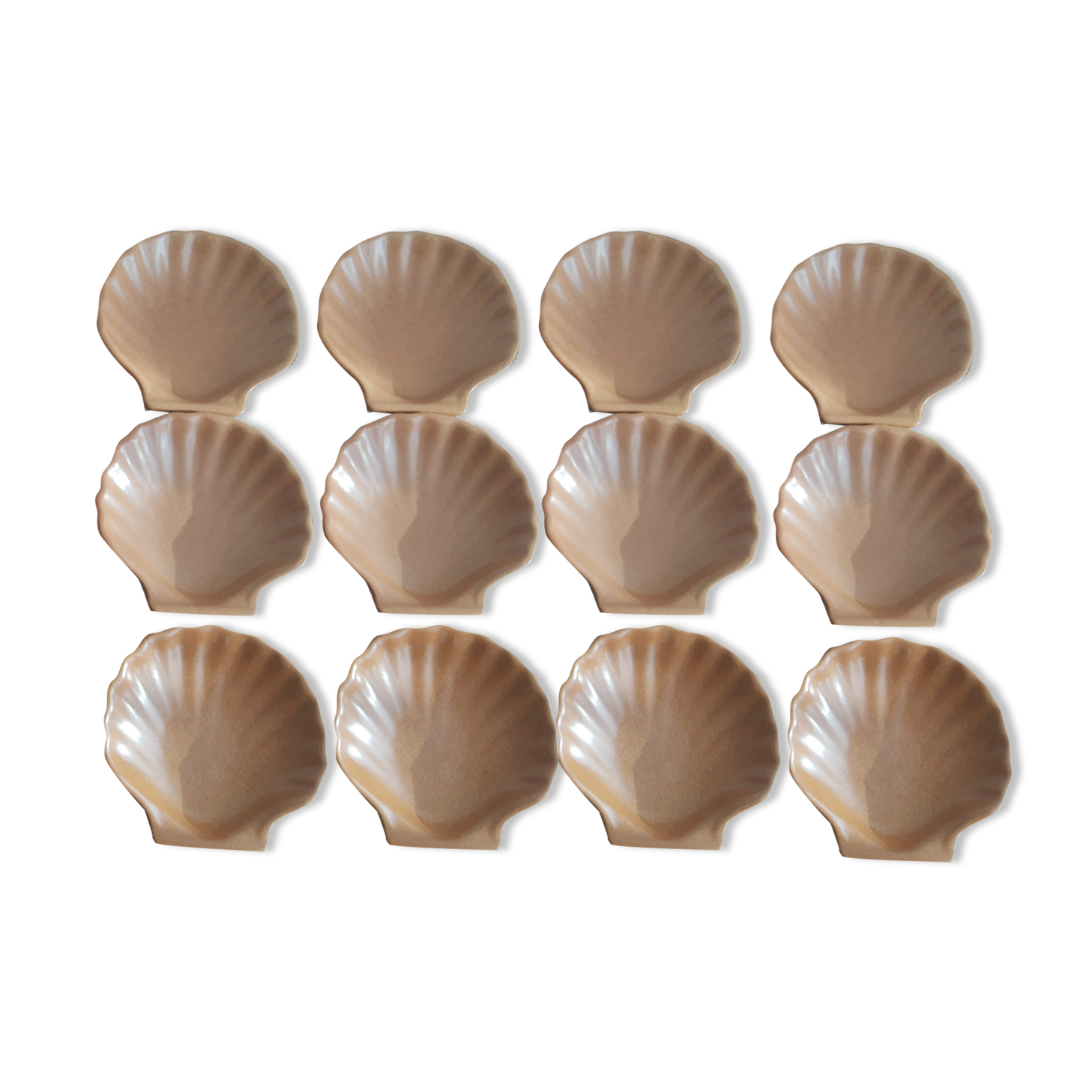 Set of 12 scallops in cognac sandstone Émile Henry - vintage