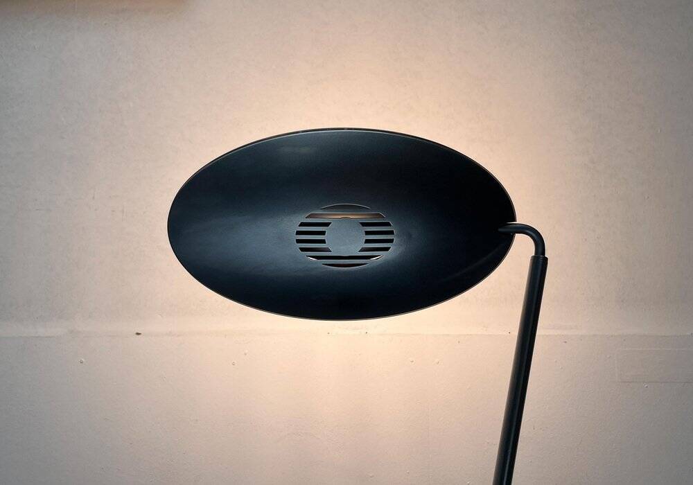 Zeta Terra floor lamp, postmodern Italian by Giuseppe Linardi for Lumina, 1990s.