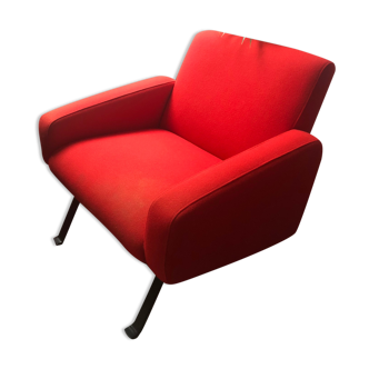 Fauteuil 740 rouge Joseph-André Motte, édition contemporaine Steiner