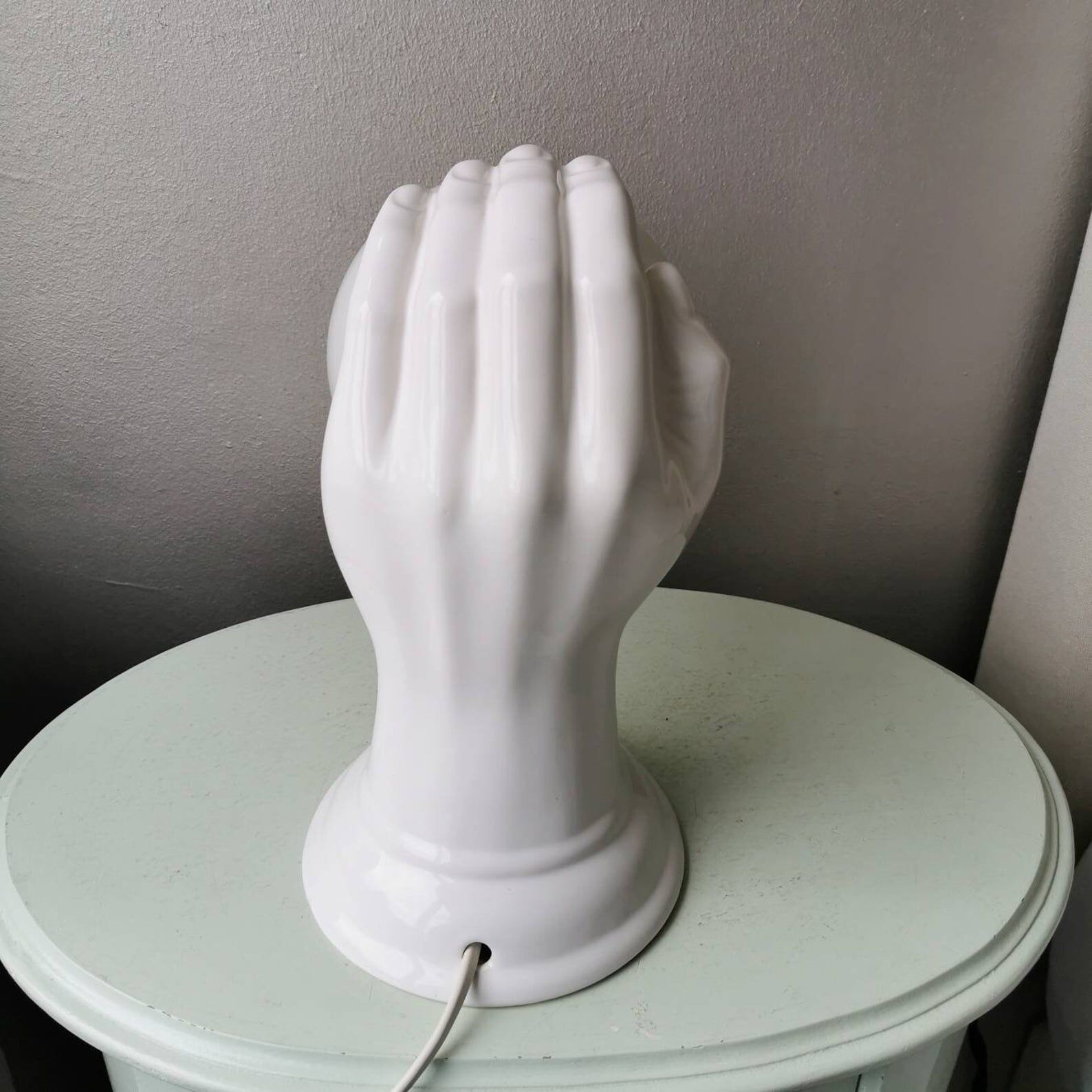 Hand-shaped vintage ceramic table lamp or lamp with a 1980s white glass ball