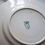 Ancient plates, iron earth, green deco décor
