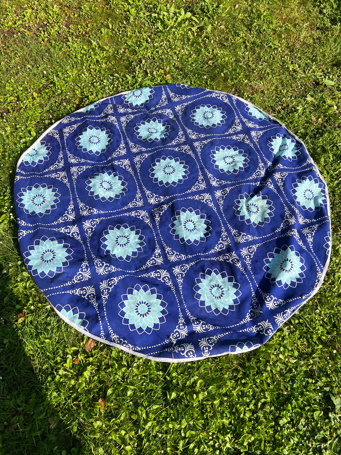 Vintage round tablecloth