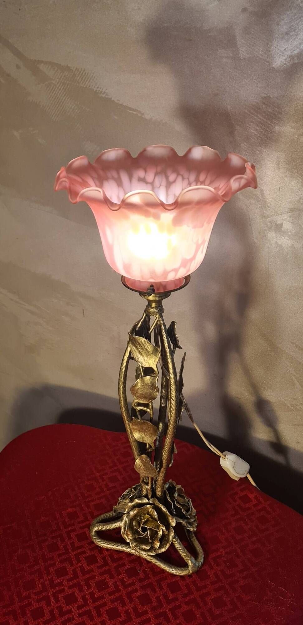 Art Deco wrought iron lamp with glass paste tulip, 1930s, with its wire