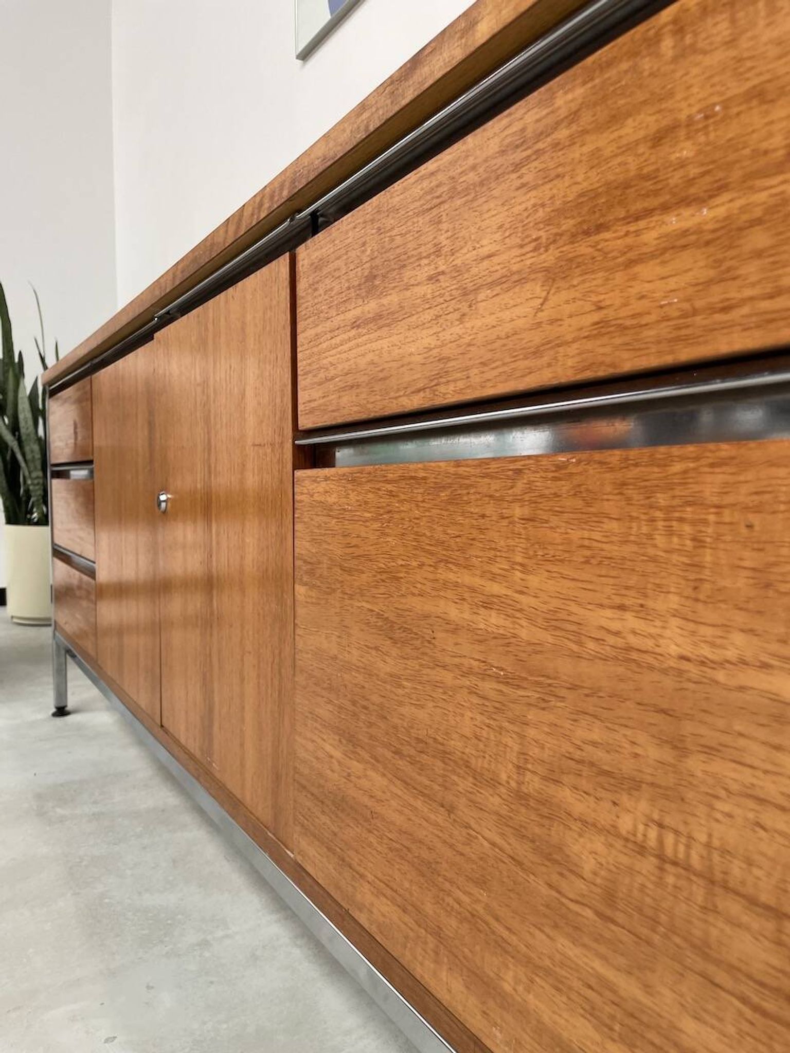 1960s modernist enfilade