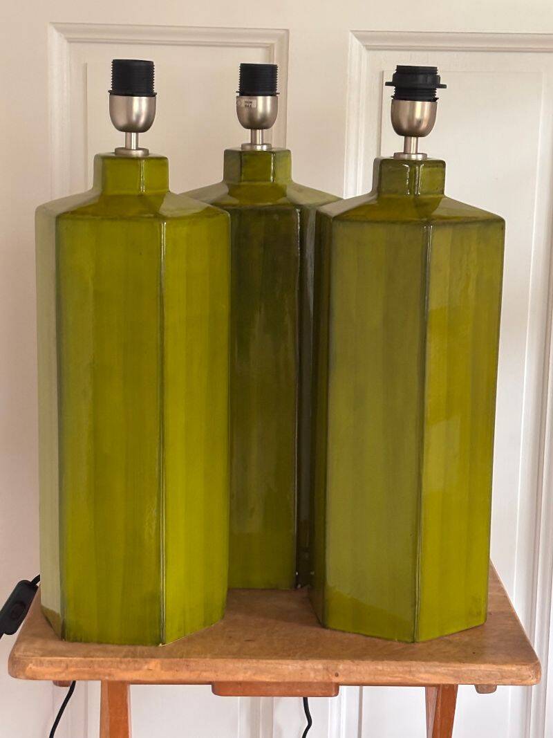 Lamp base