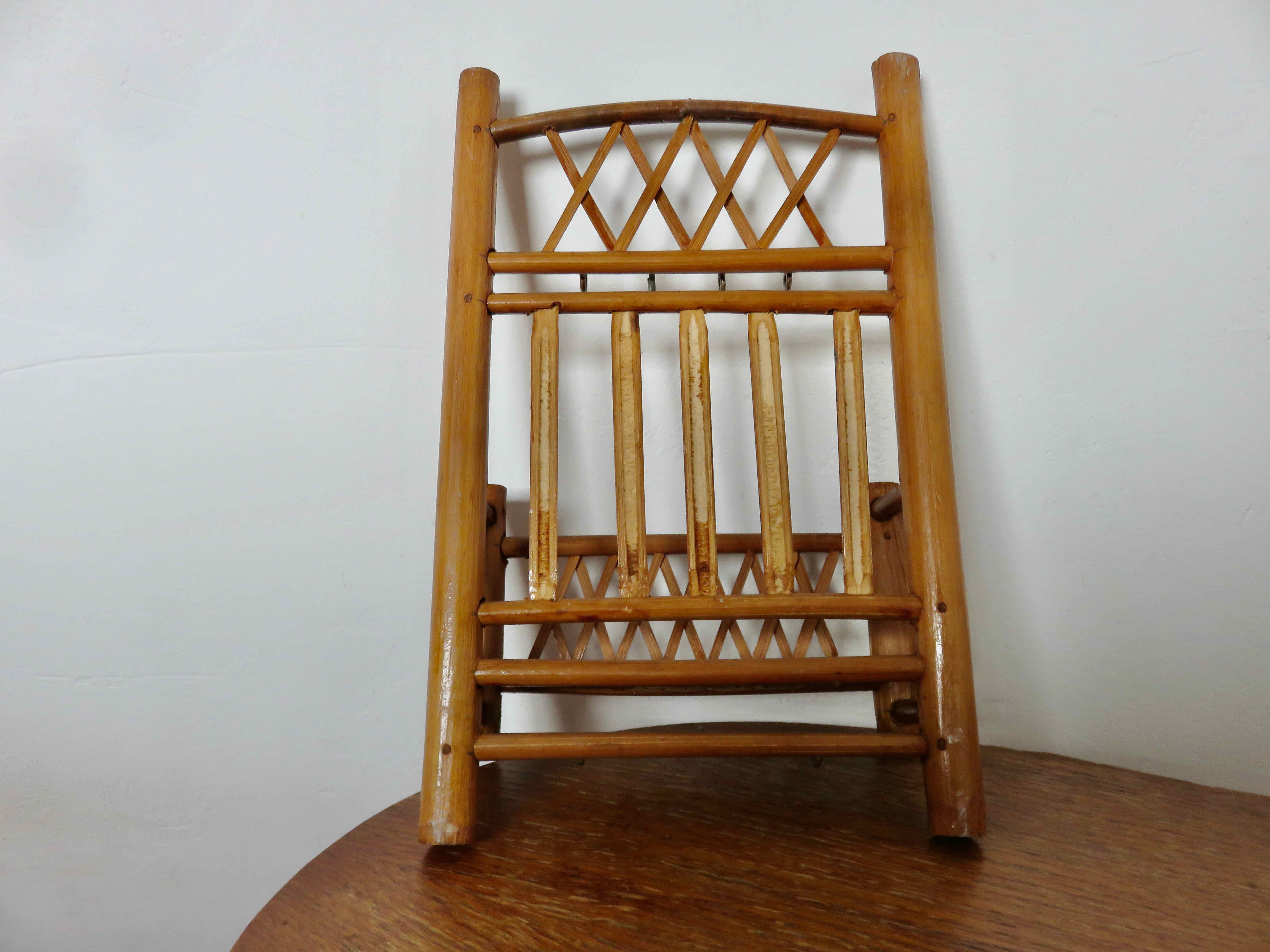 Wall mail rack in bamboo 60s 70s