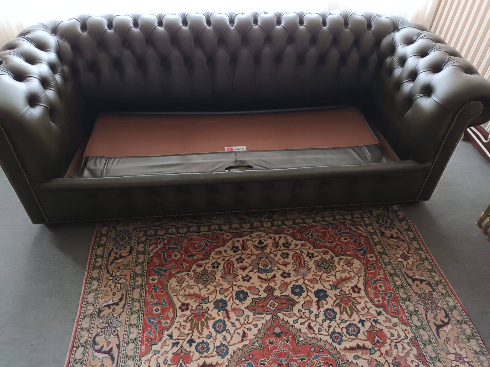 Chesterfield style sofa from the 70s - 80s