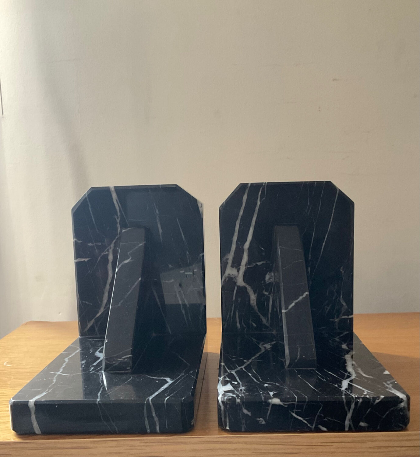 Pair of Art Deco bookends in black marble