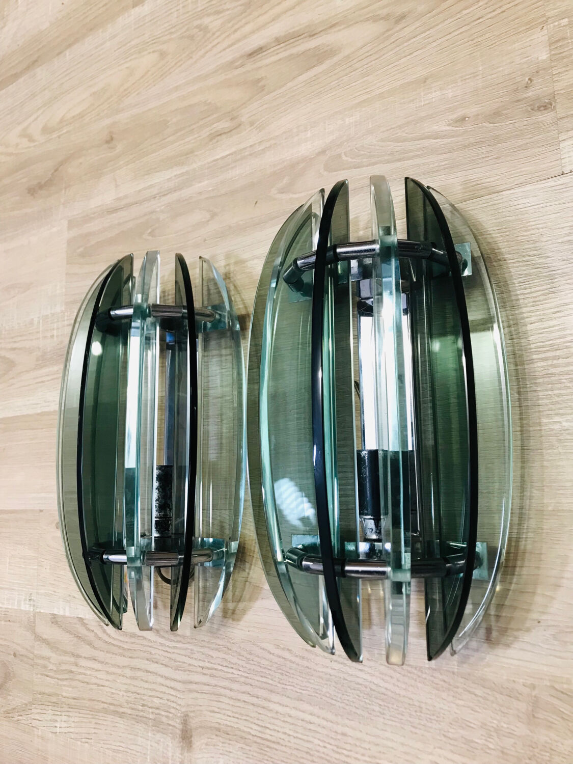 Pair of Veca wall lights