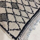 Moroccan berbere carpet 138x72cm