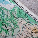 Old physical France map N°11 Hatier Kaeppelin cardboard.