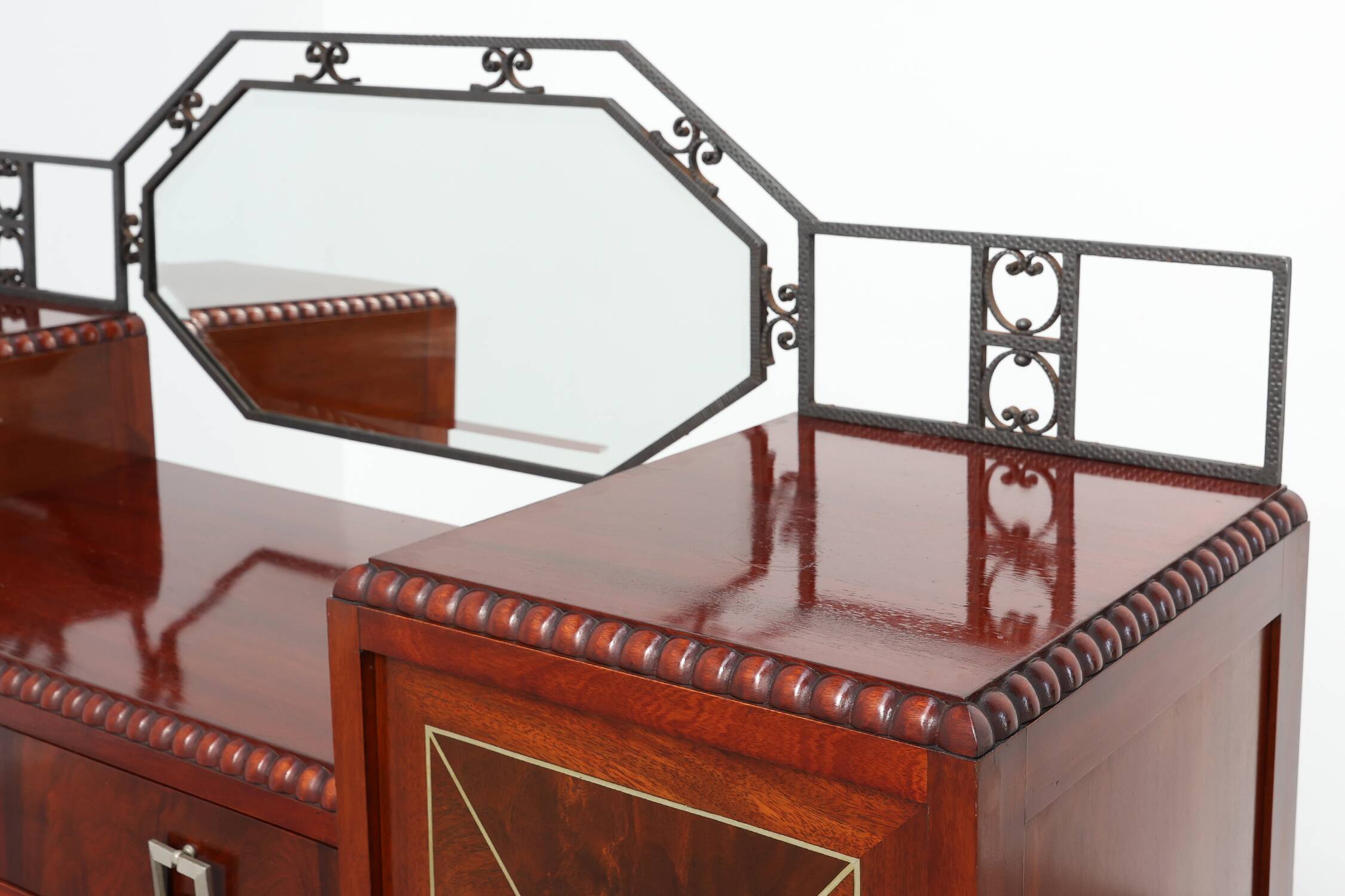 Cabinet en marqueterie Art Déco par De Coene, Belgique, vers 1925