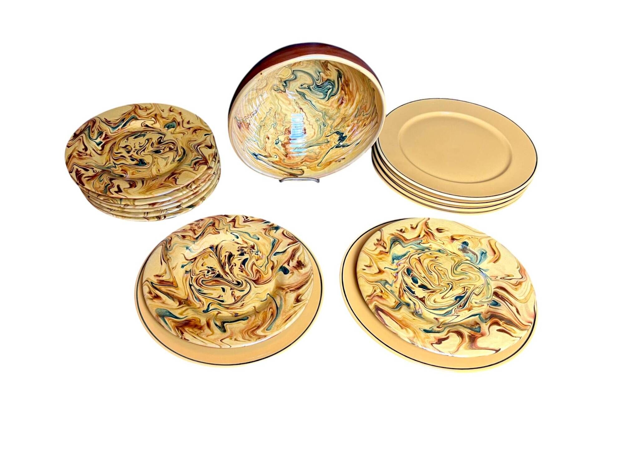 15-piece Provençal ceramic tableware and salad bowl set from the 20th century.