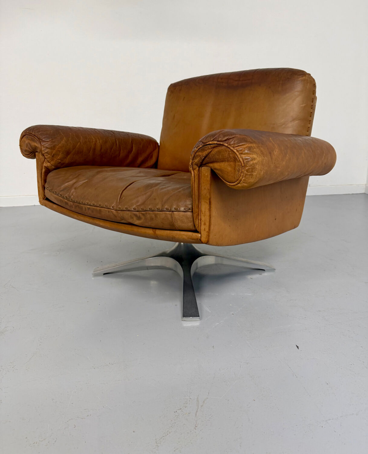Vintage DE SEDE DS-31 brown leather armchair from the 1970s