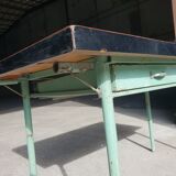 Table industrielle 1950