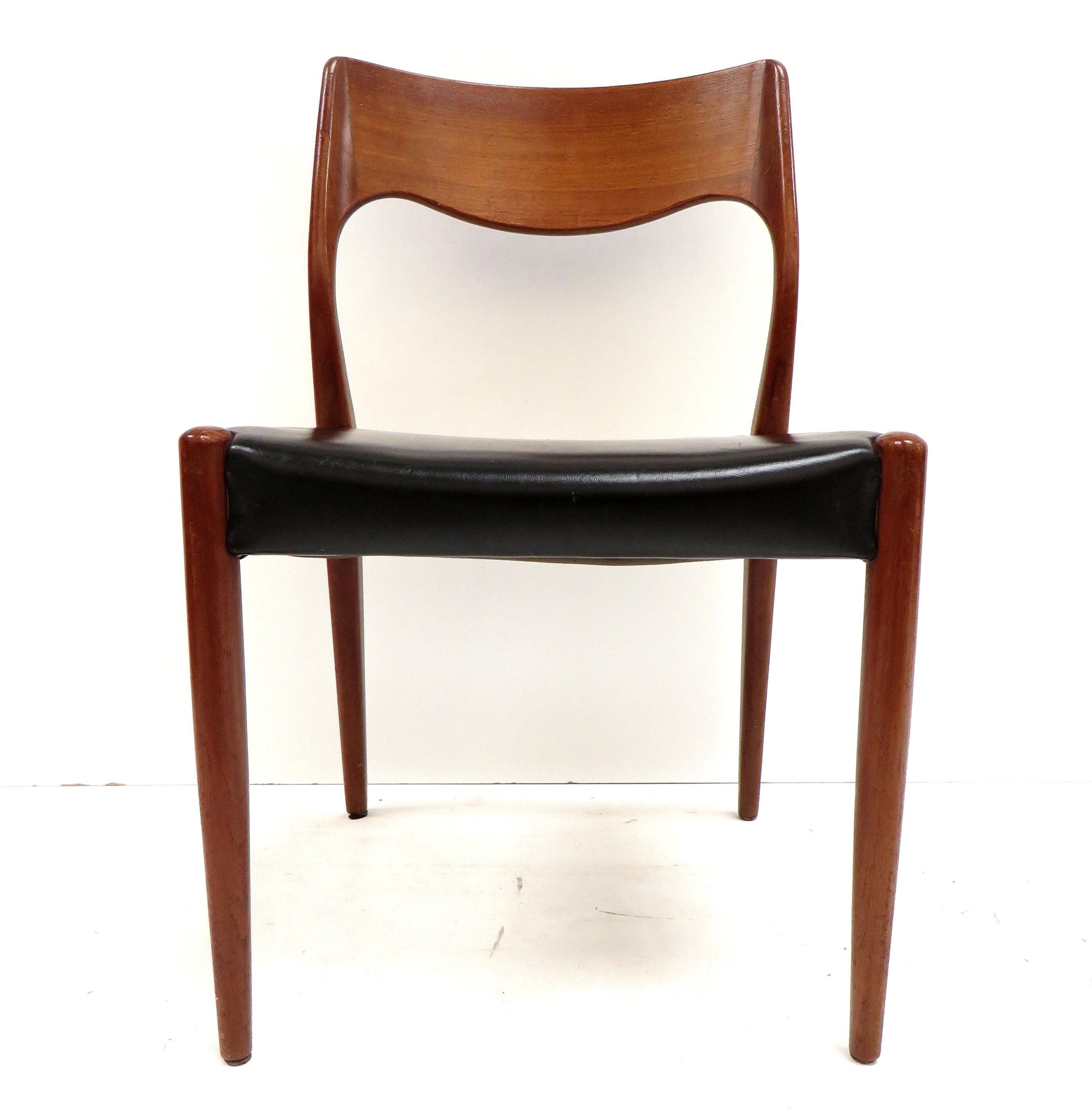 Chaise de Niels Otto Møller années 60