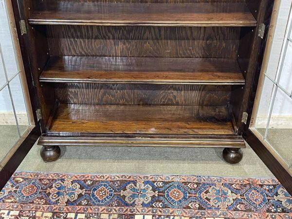 Vitrine anglaise en chêne début XXème