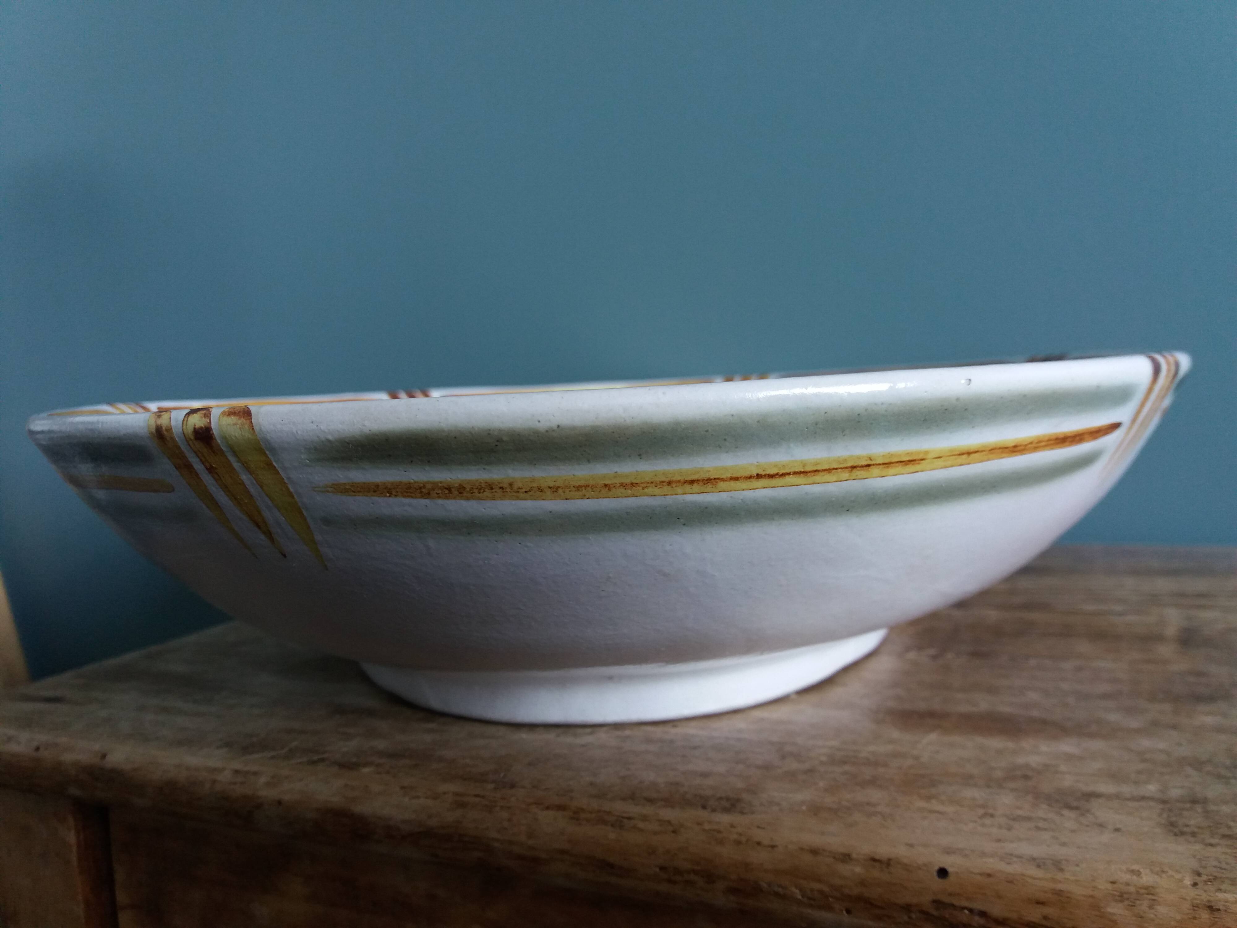 Keraluc Quimper oval flat salad bowl signed Yvonne Pennec