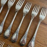 Fourchettes de table Cristofle en métal argenté, modèle Marly, 12 pièces
