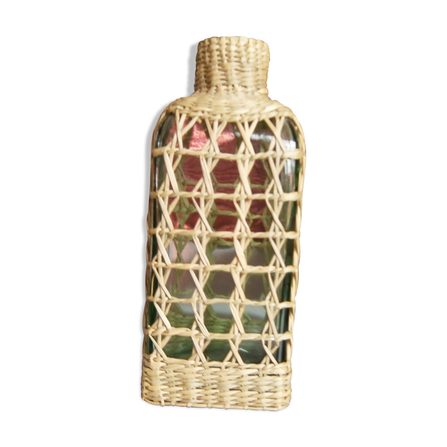 Wicker carafe