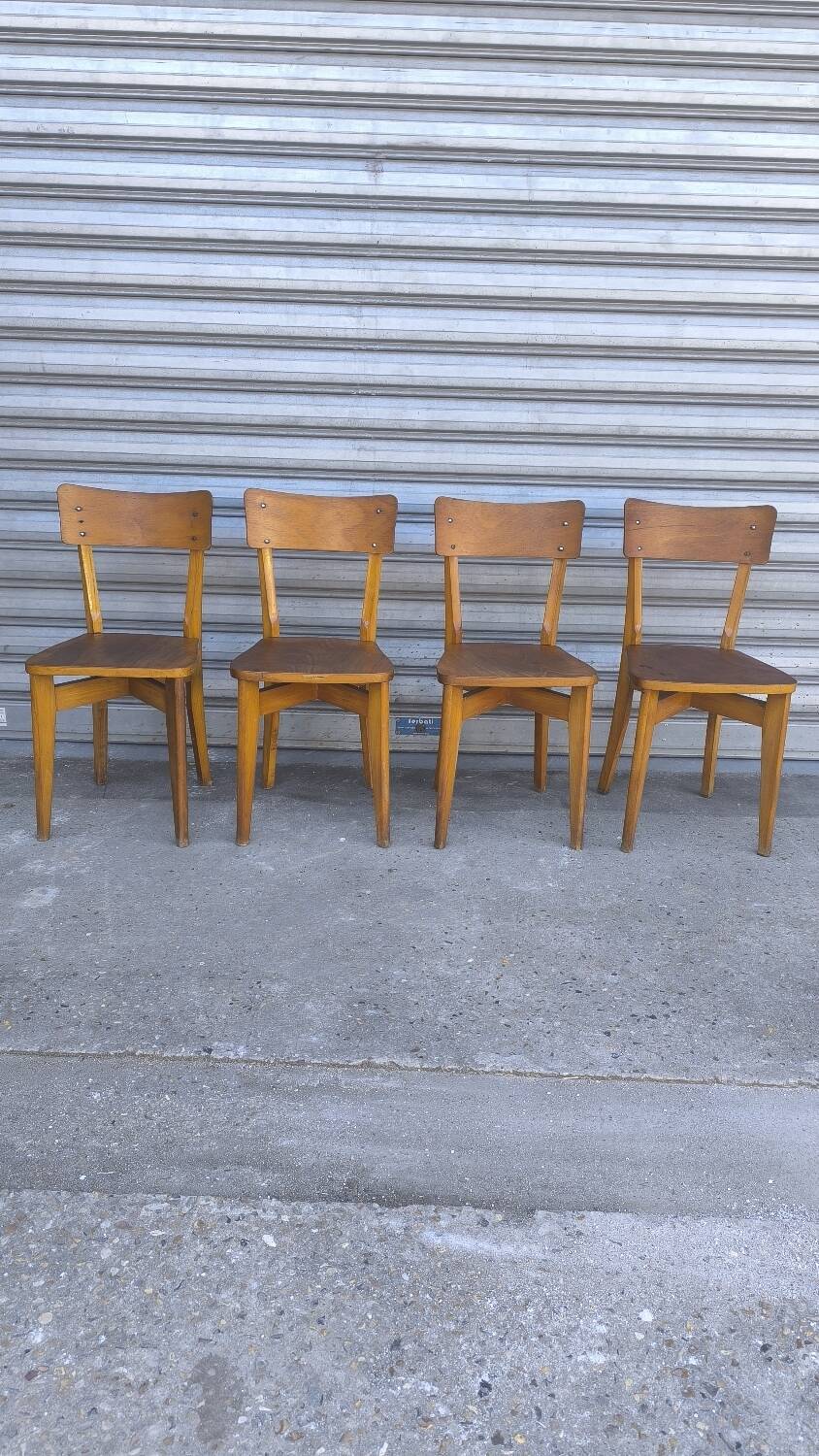 4 Luterma bistro chairs