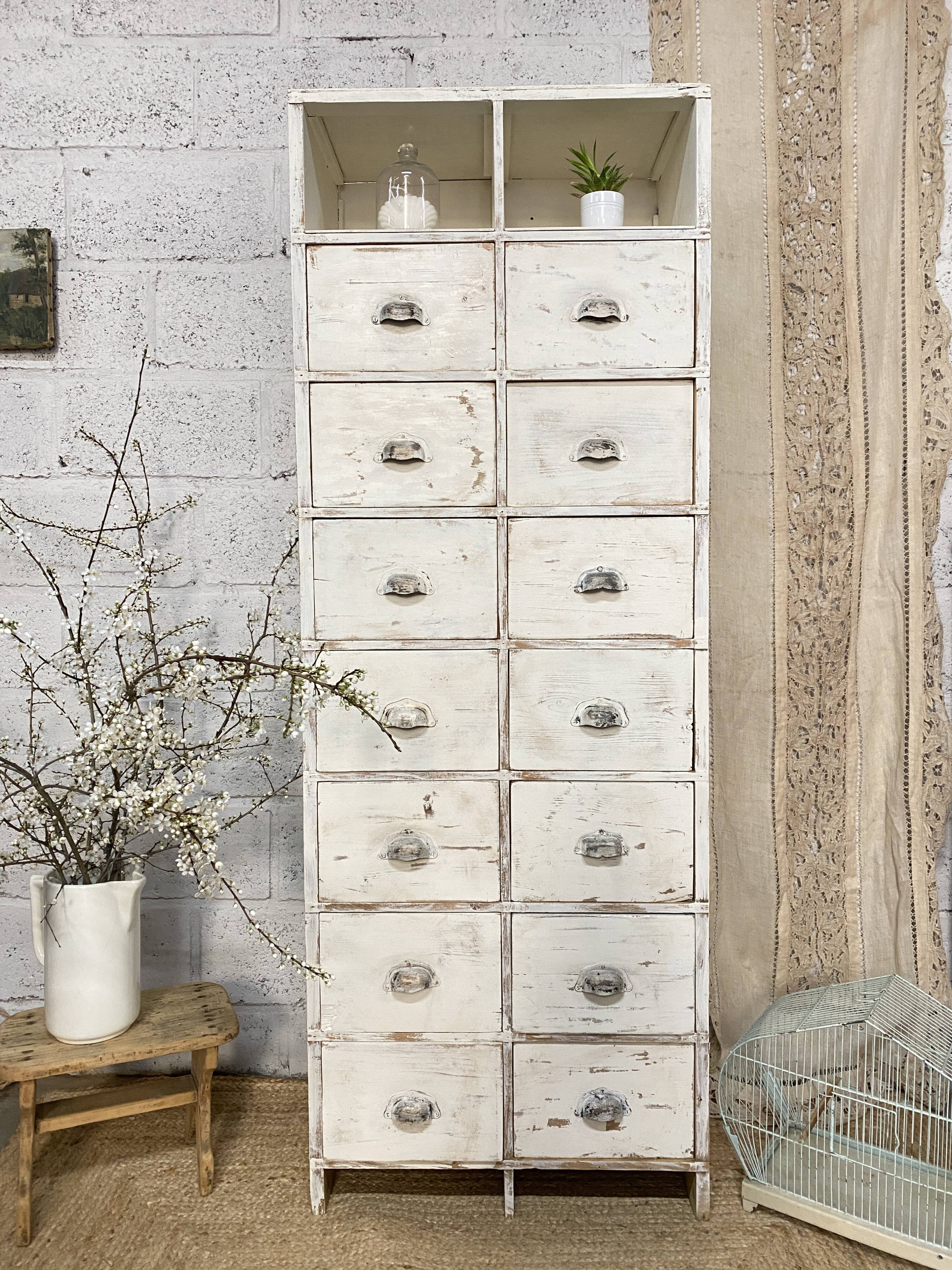 workbench with drawers