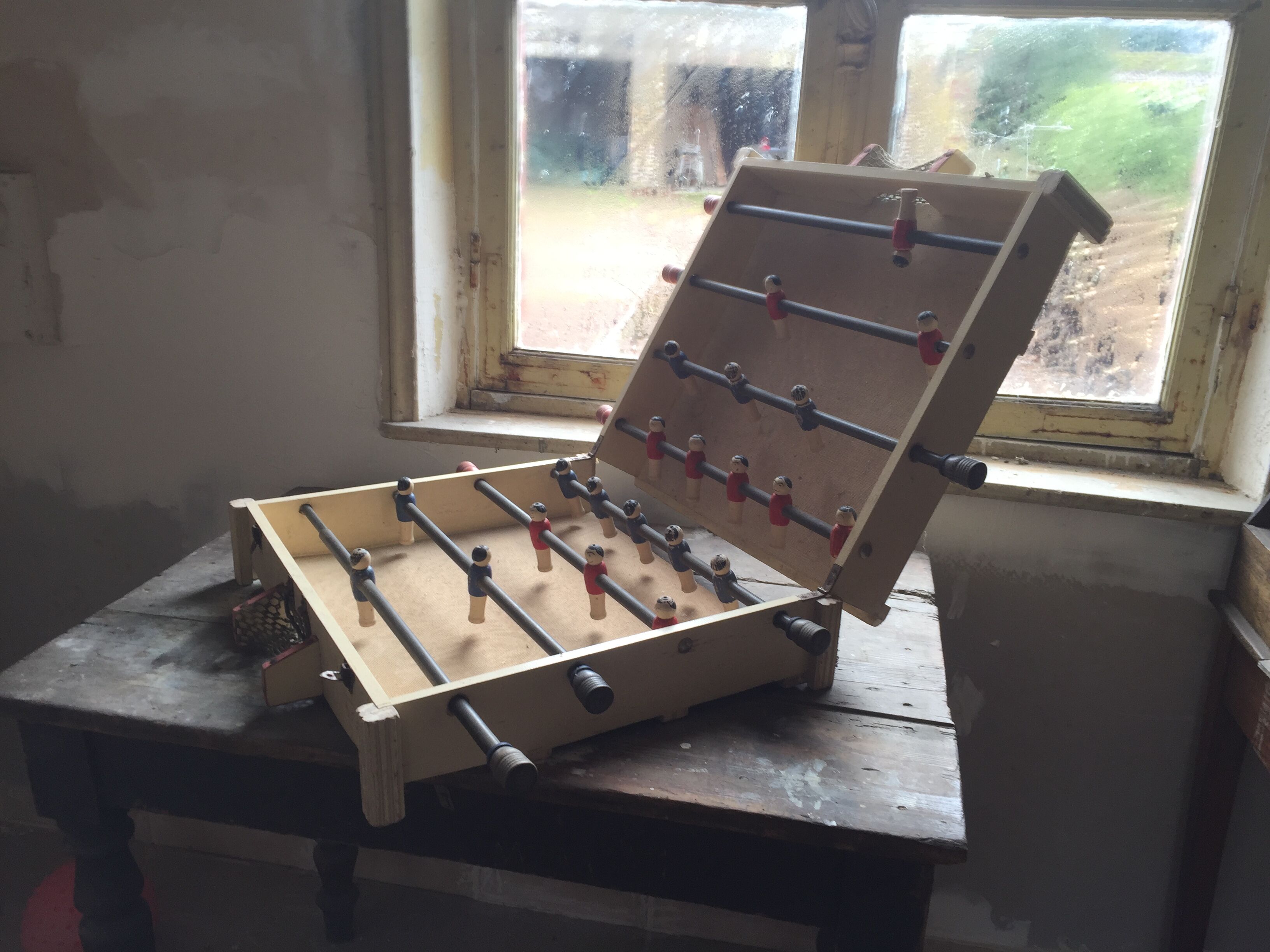 Folding table football