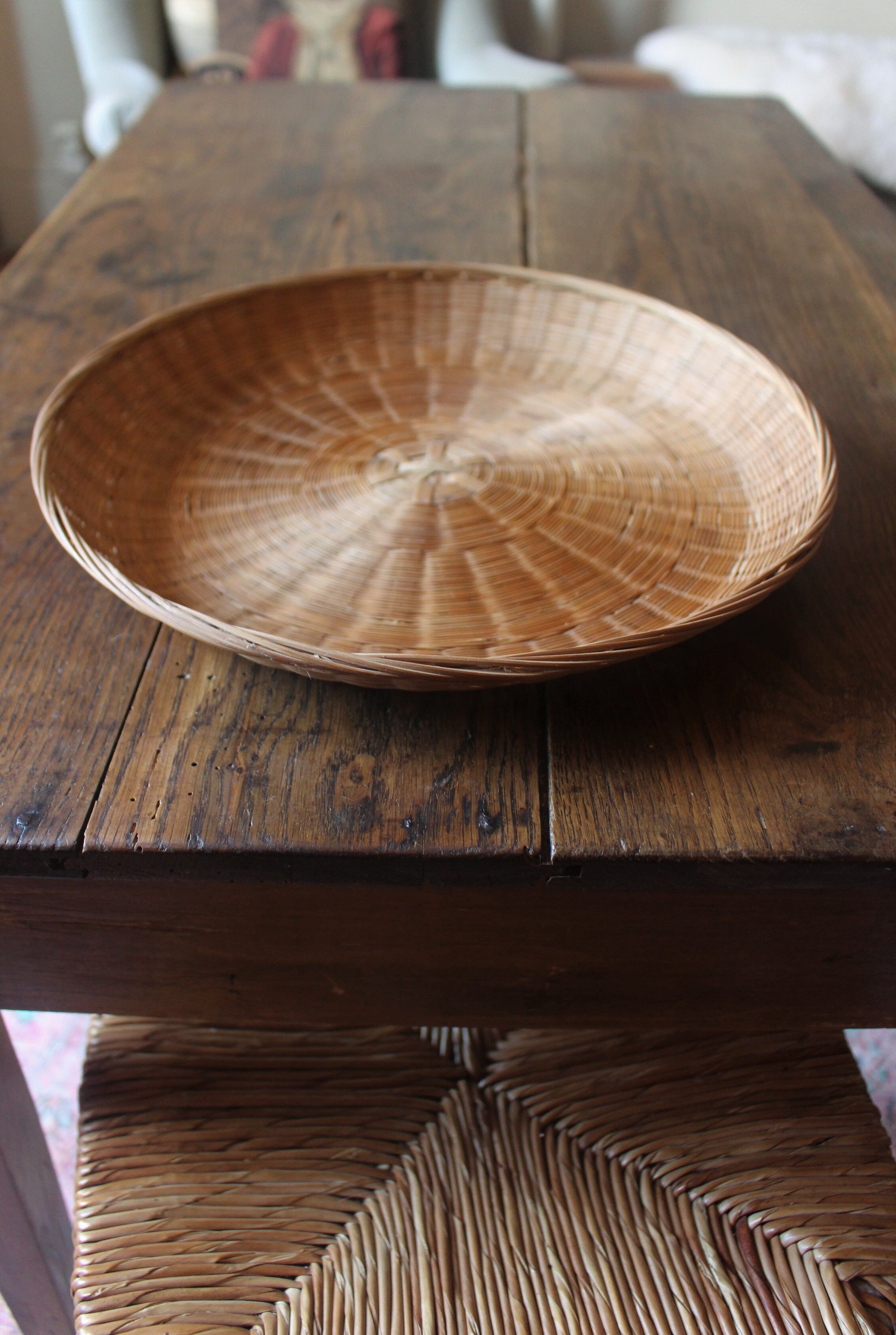 Round basketry top vintage wicker