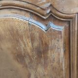 Sideboard with 2 doors and 2 drawers in walnut, 18th