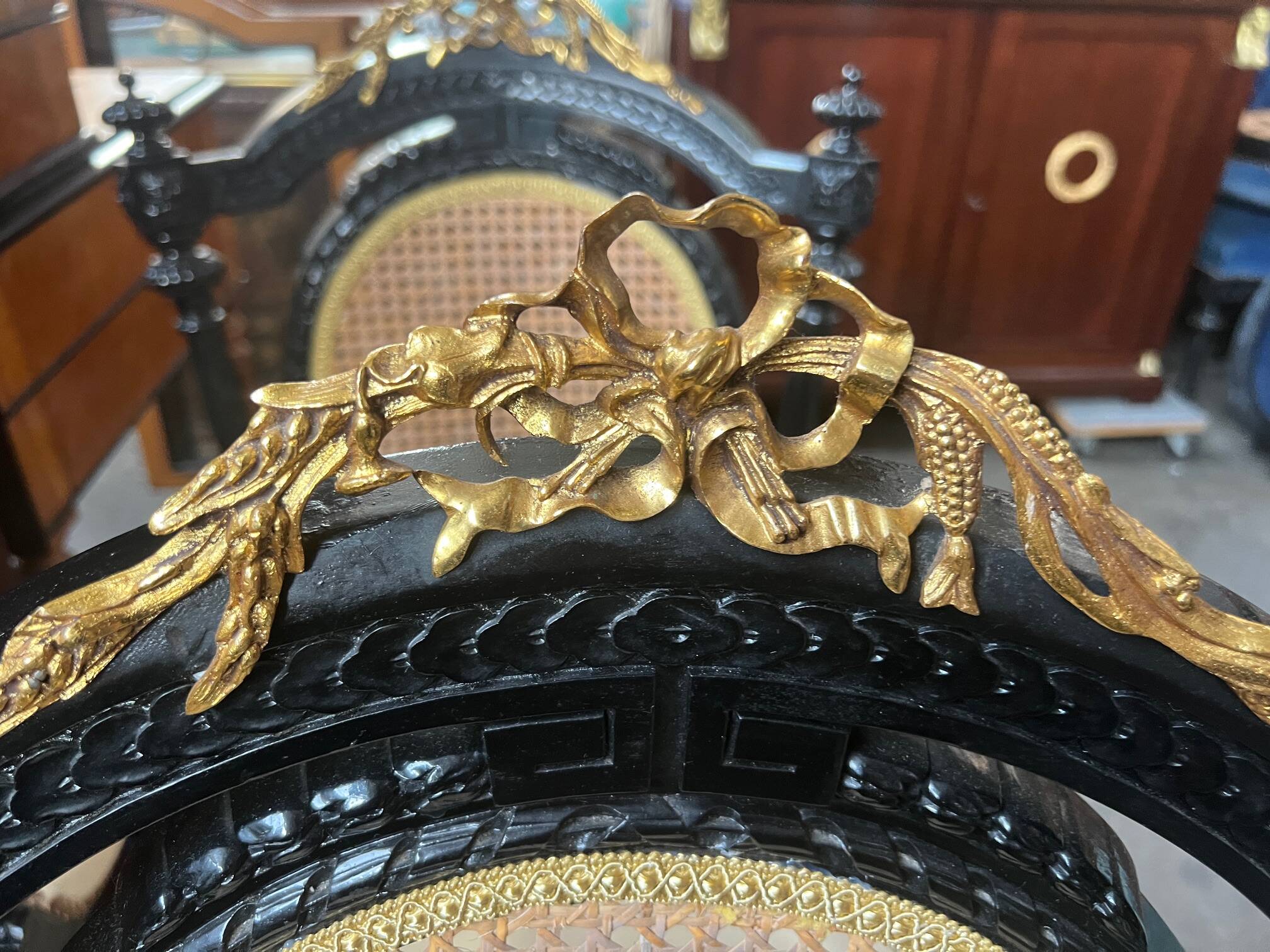 Paire de fauteuils Napoléon III.