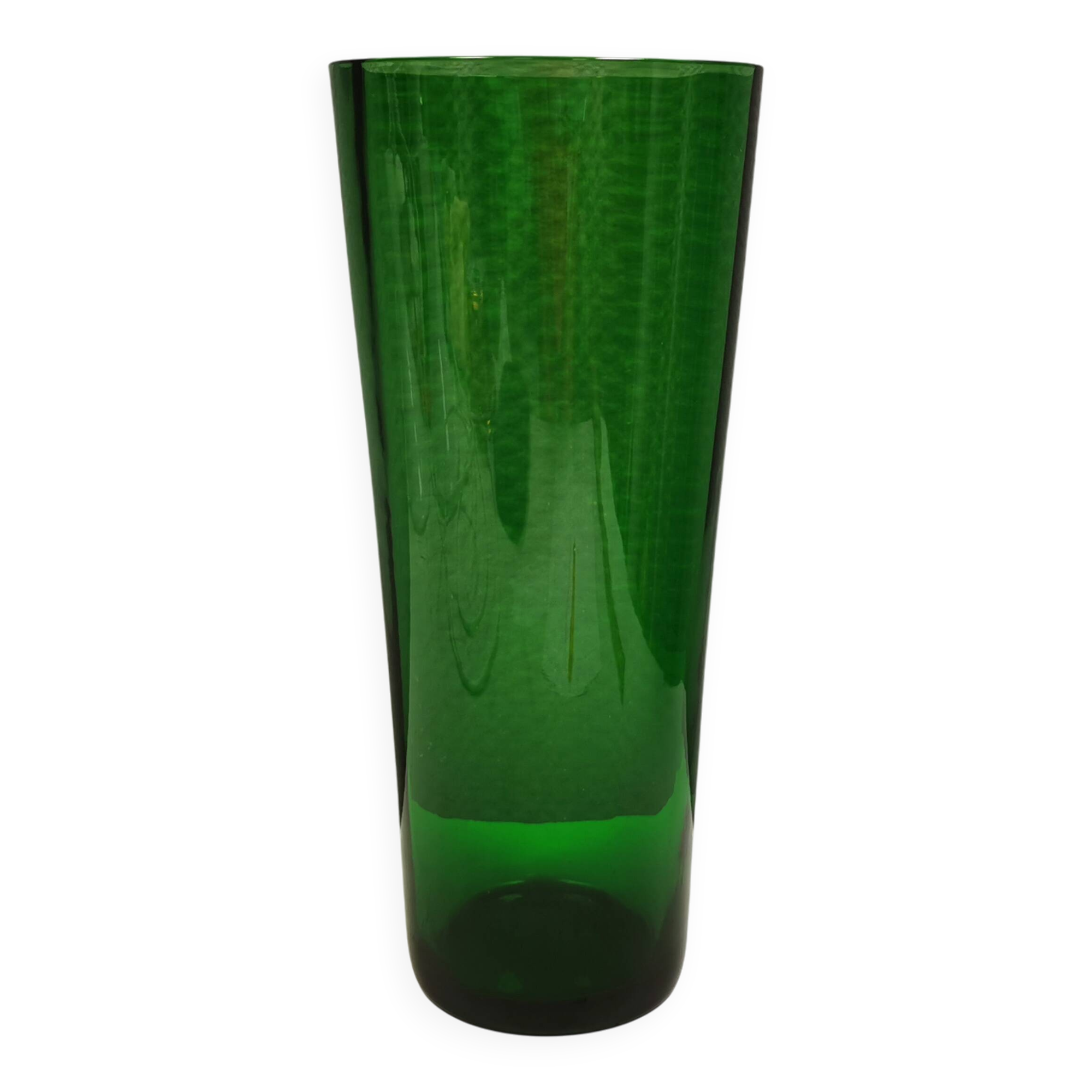 Large vintage vase in green glass.