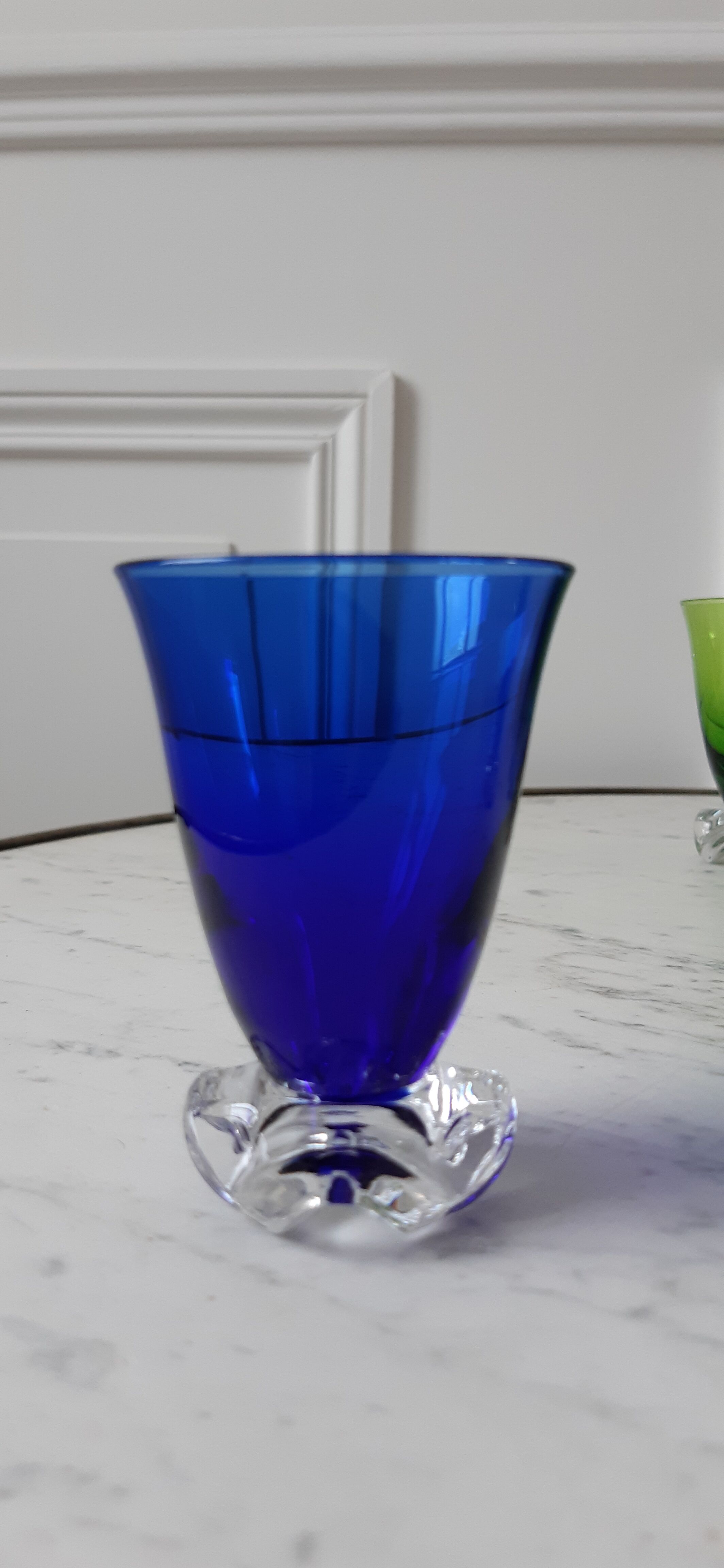 Set of 6 colored wine glasses feet flowers 60s-70s