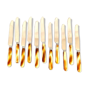 set de 11 couteaux ambrés