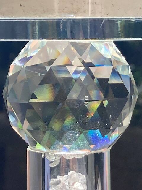Crystal tealight candle holder