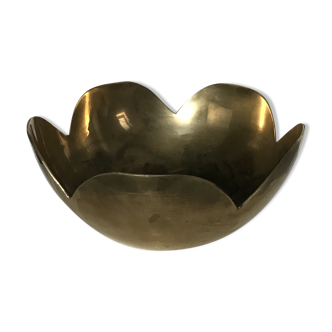 Brass flower plate