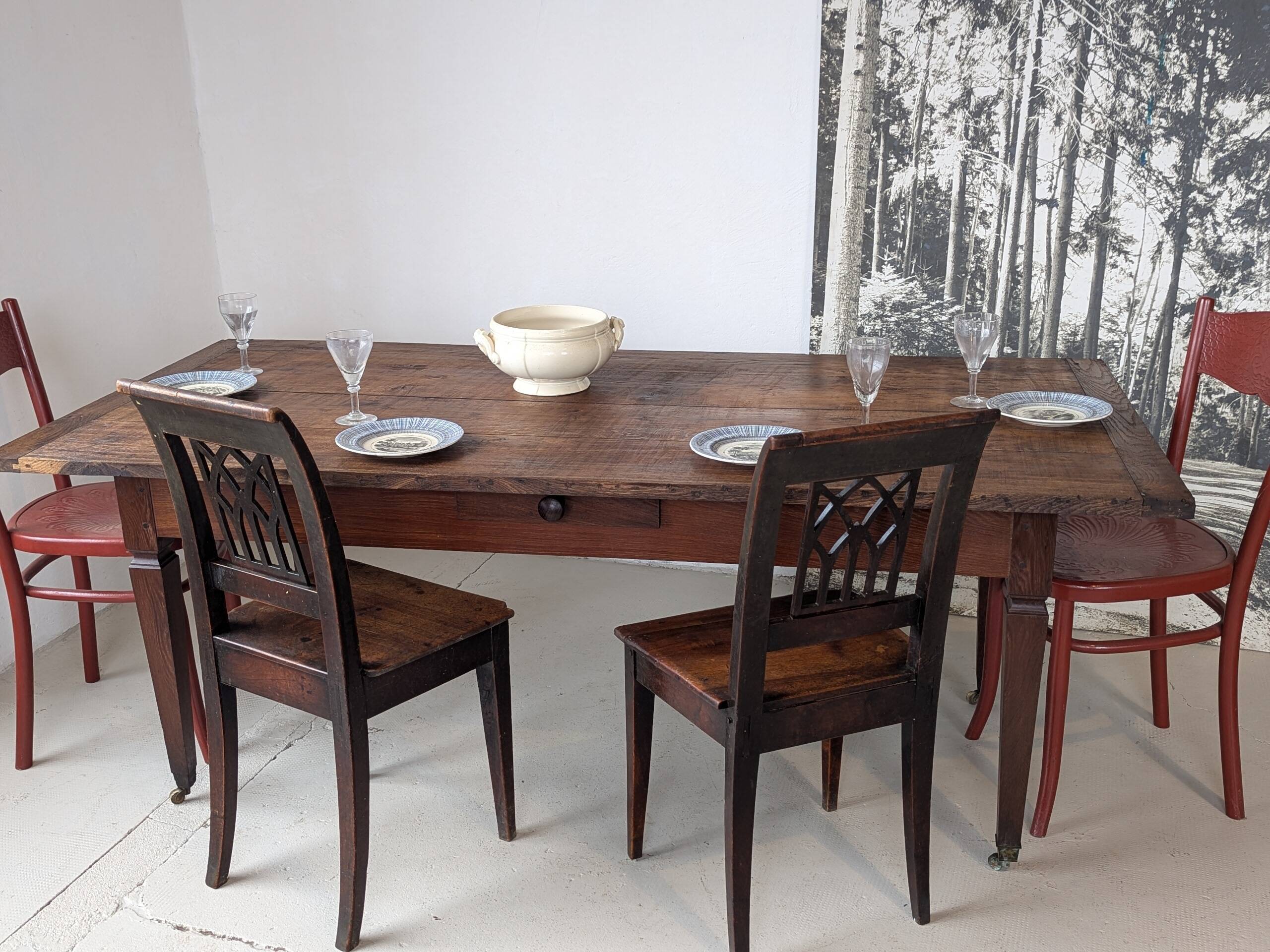 Campaign table in solid oak, Directoire style.