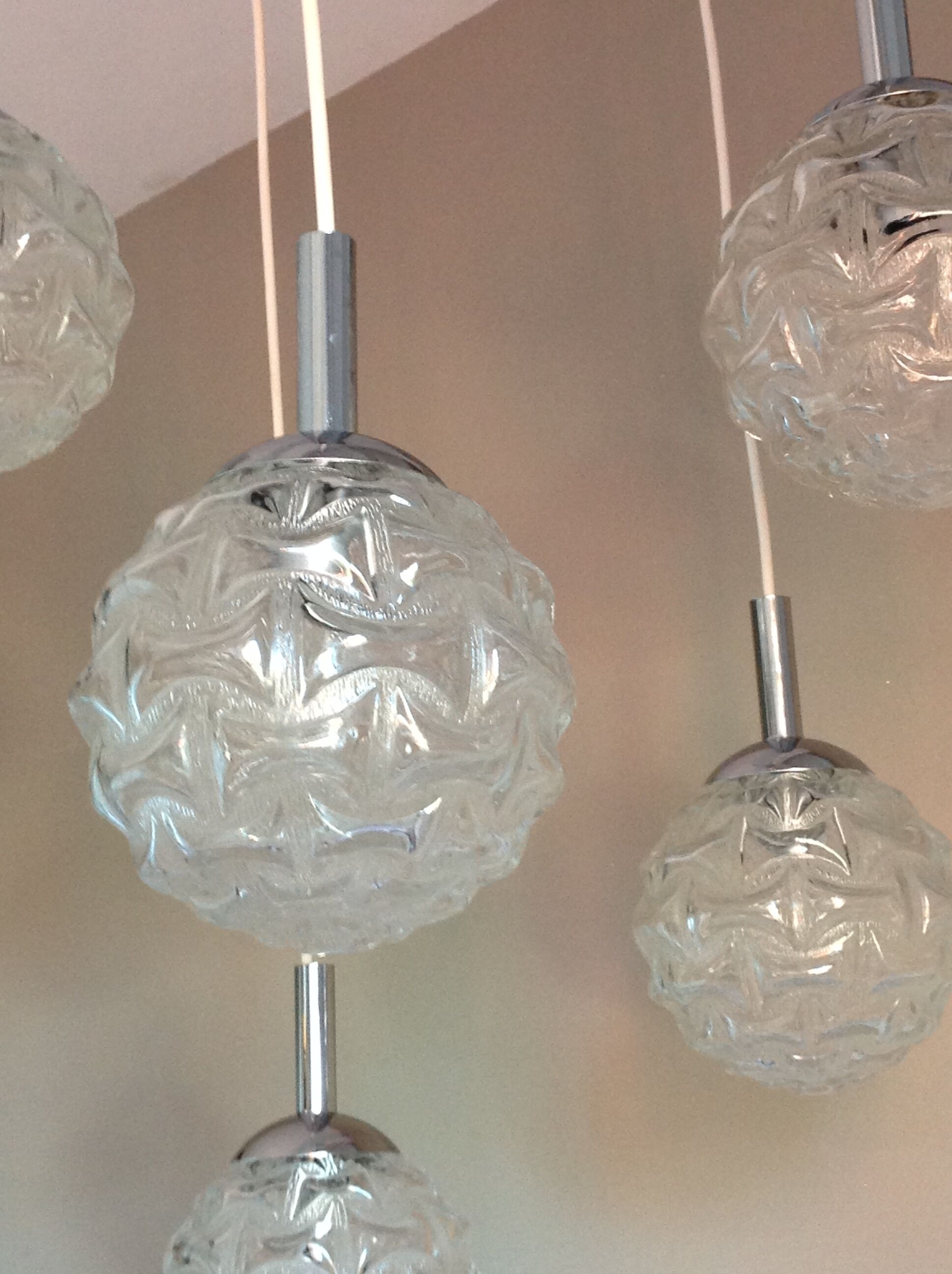 Suspension cascade with five globes and chrome metal / vintag years 60-70