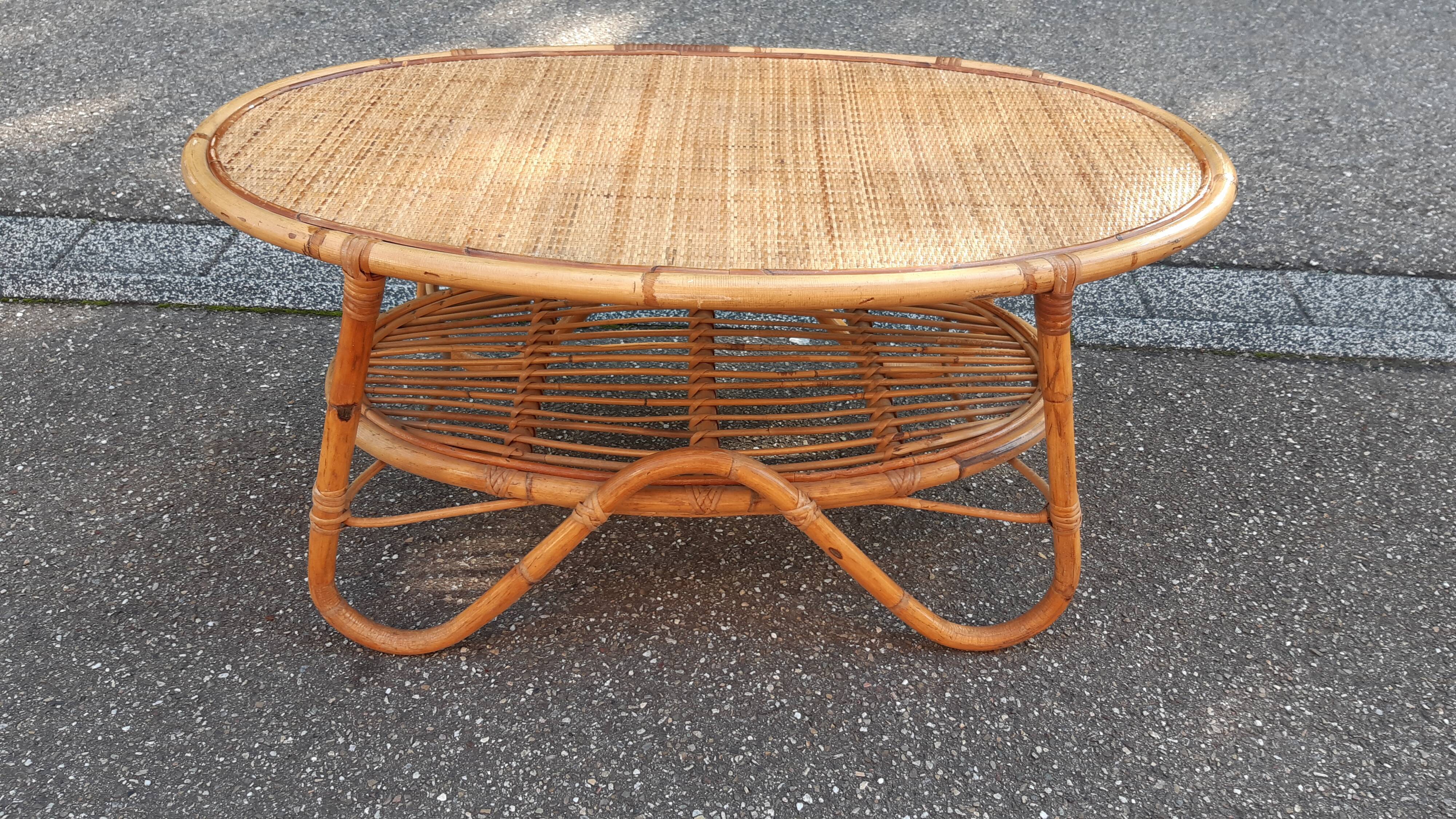 Rattan and wicker coffee table Italy 1960