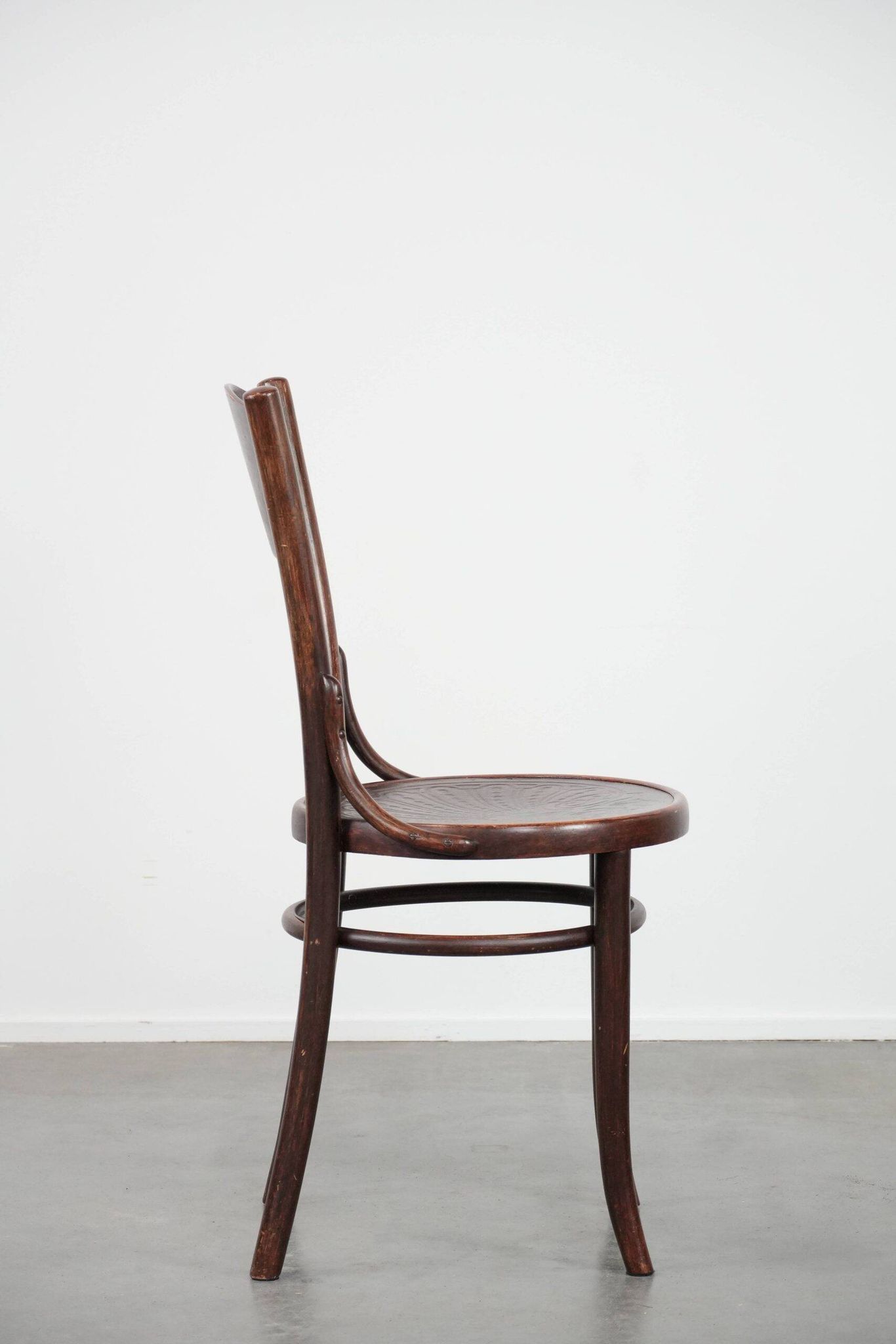 Vintage timeless wooden Cosmos bistro design chair with beautiful carvings