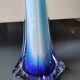 Vase Murano Calla. Forme.florale de Fleur d'Arum. Tons bleus. Haut 41 cm