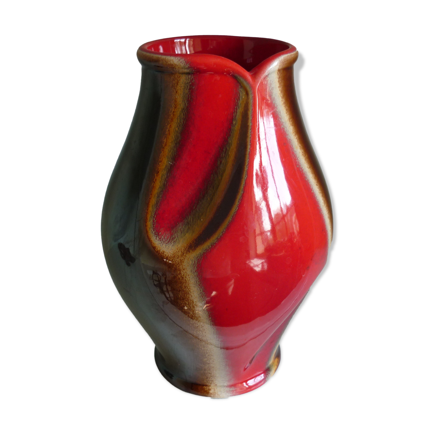 Red and brown pinched Vallauris vase