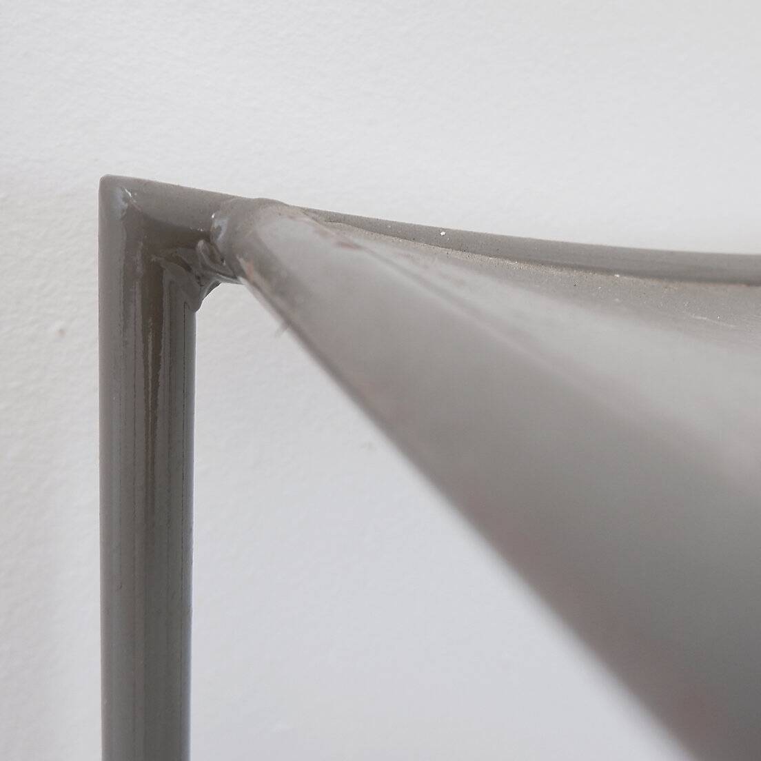 Set of 4 gray metal chairs in the style of Starck's "Von Vogelsans" model