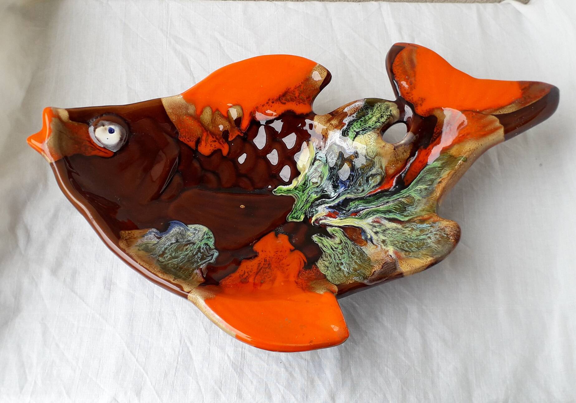 Plat poisson céramique