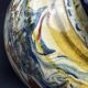 Vase basque en céramique vernissée à décor marbré polychrome