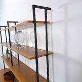 Modulair Omnia wandsysteem, Hilker, teak en zwart staal met legplanken