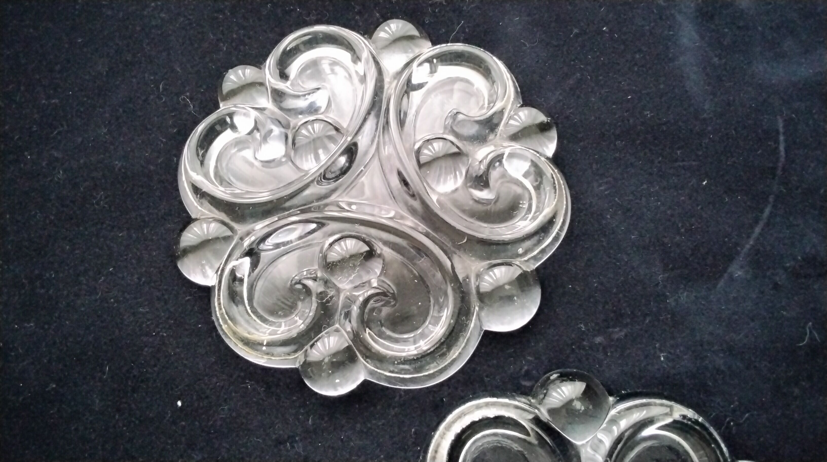 Pair of glass bottle coasters Embossed décor
